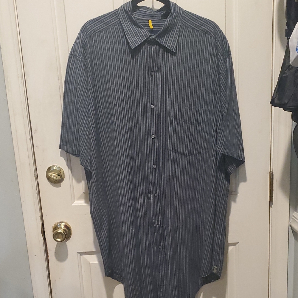 Nautica Men's Navy Pinstripe Button Down Shirt